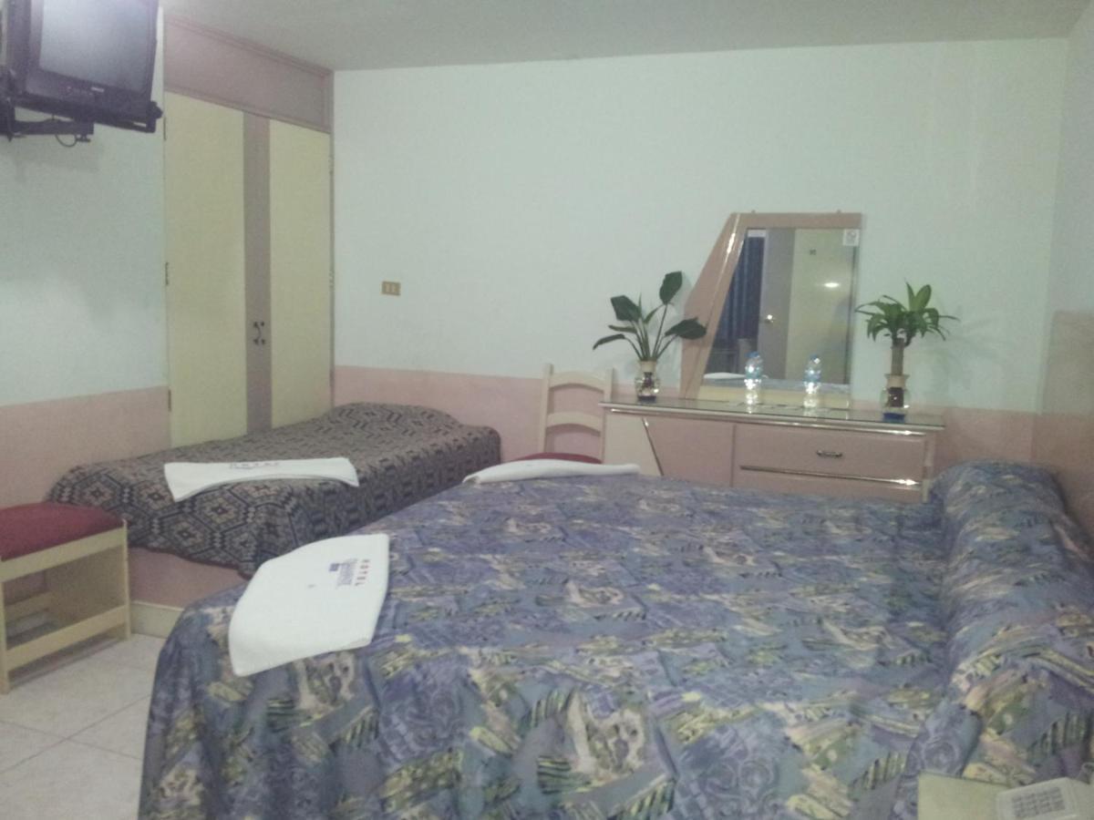 Hotel Diamante Inn Uriangato Ngoại thất bức ảnh