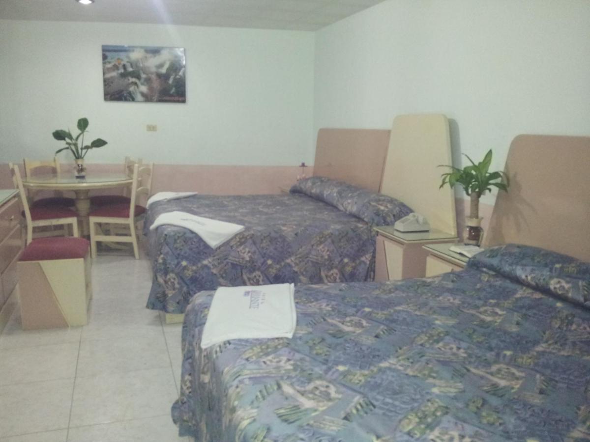 Hotel Diamante Inn Uriangato Ngoại thất bức ảnh